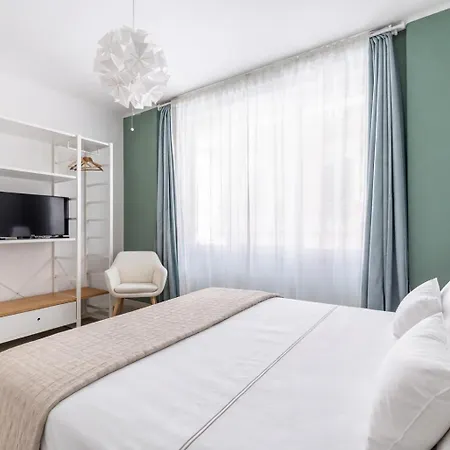 Marchese 25 * Bari
